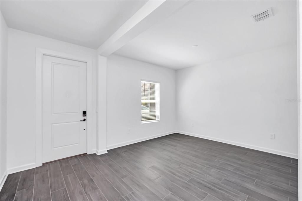 For Rent: $3,100 (4 beds, 3 baths, 2911 Square Feet)