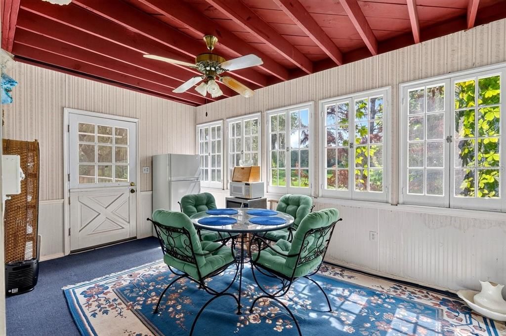 For Sale: $1,600,000 (2 beds, 2 baths, 2304 Square Feet)