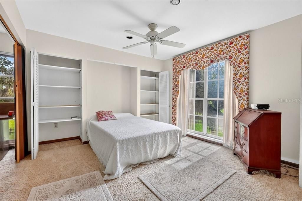 For Sale: $1,600,000 (2 beds, 2 baths, 2304 Square Feet)