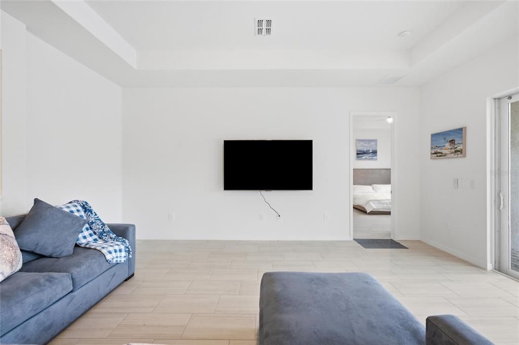 В аренду: $12,000 (4 спален, 2 ванн, 2245 Квадратных фут)