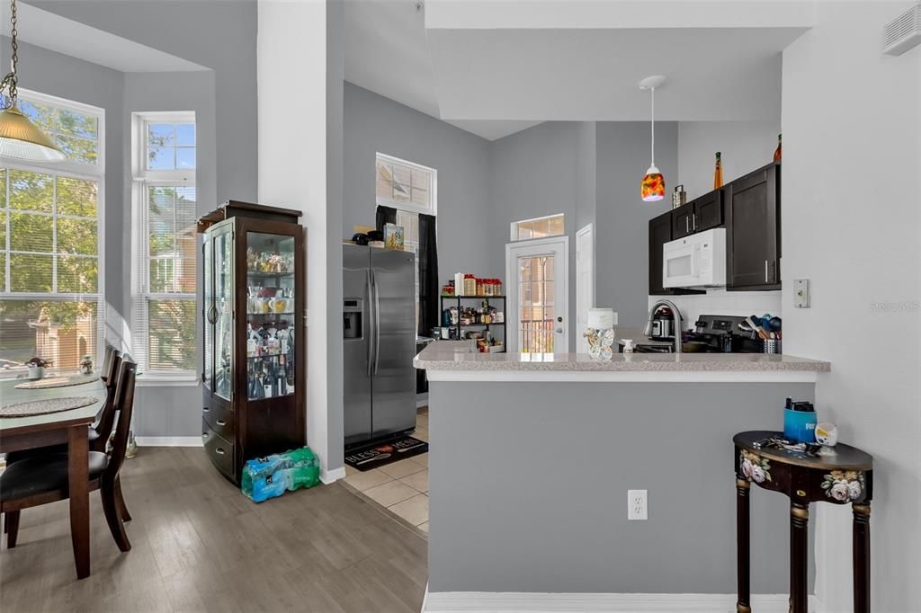For Rent: $2,000 (2 beds, 2 baths, 1158 Square Feet)