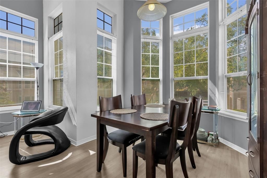 For Rent: $2,000 (2 beds, 2 baths, 1158 Square Feet)