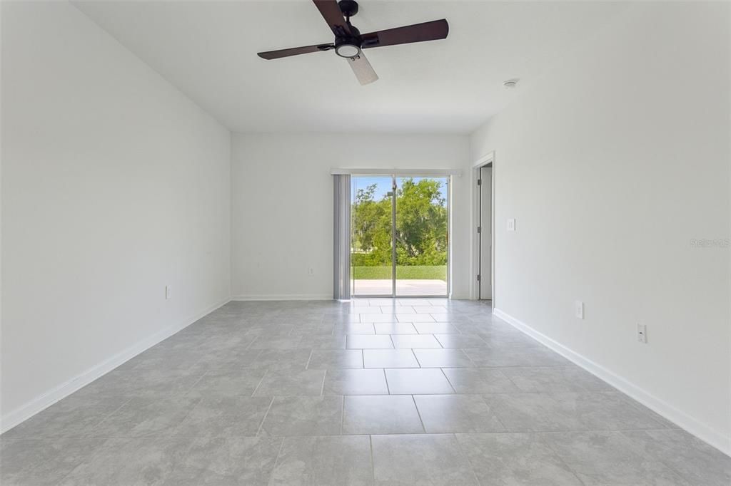 En Venta: $298,500 (3 camas, 2 baños, 1432 Pies cuadrados)