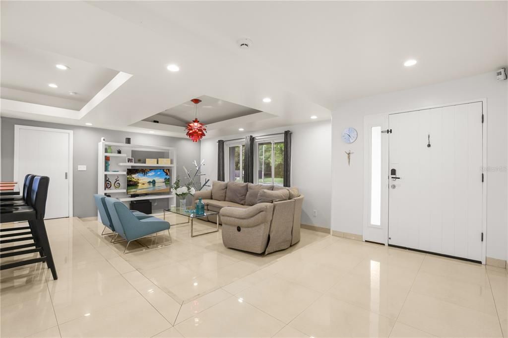 Activo con contrato: $430,000 (3 camas, 3 baños, 2021 Pies cuadrados)