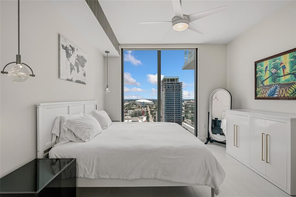 For Rent: $12,900 (2 beds, 2 baths, 1663 Square Feet)