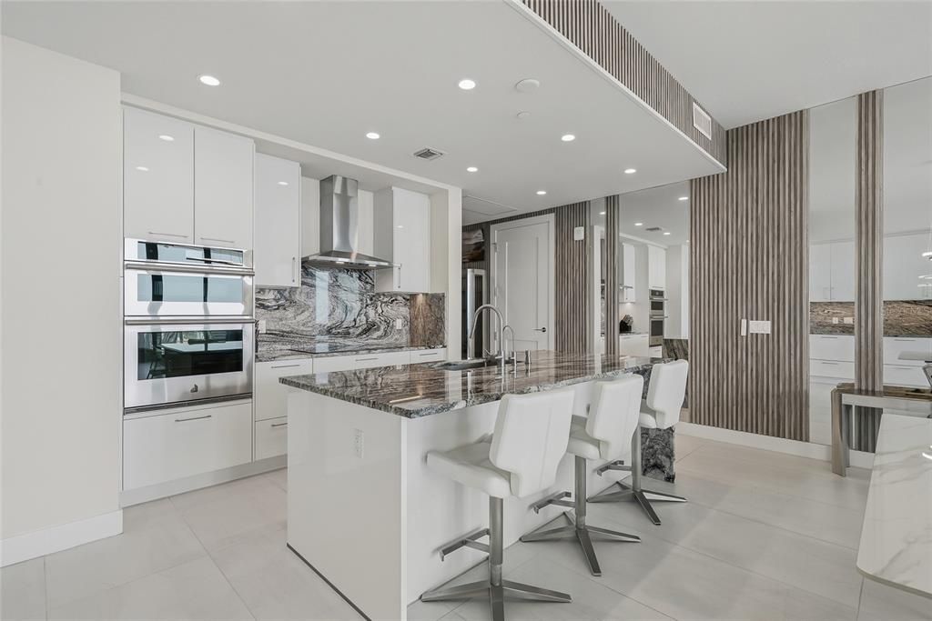 For Rent: $12,900 (2 beds, 2 baths, 1663 Square Feet)