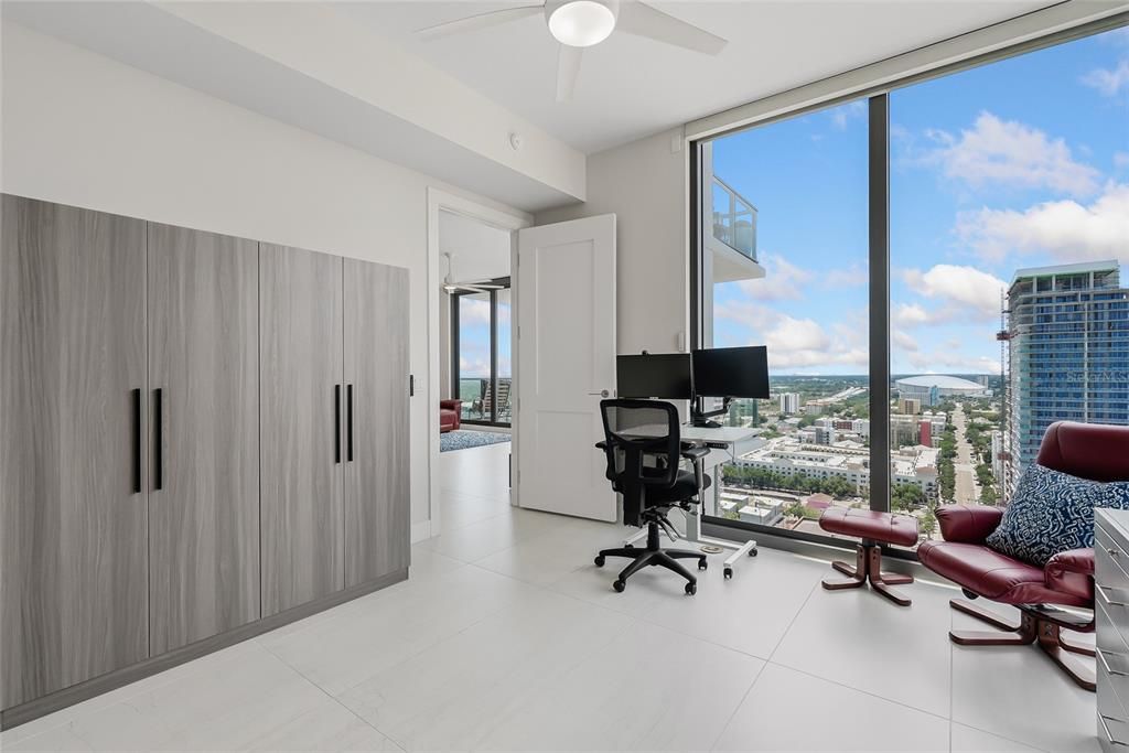 For Rent: $12,900 (2 beds, 2 baths, 1663 Square Feet)