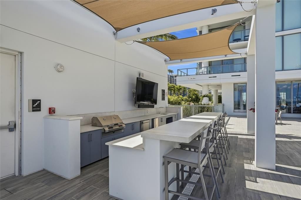 For Rent: $12,900 (2 beds, 2 baths, 1663 Square Feet)