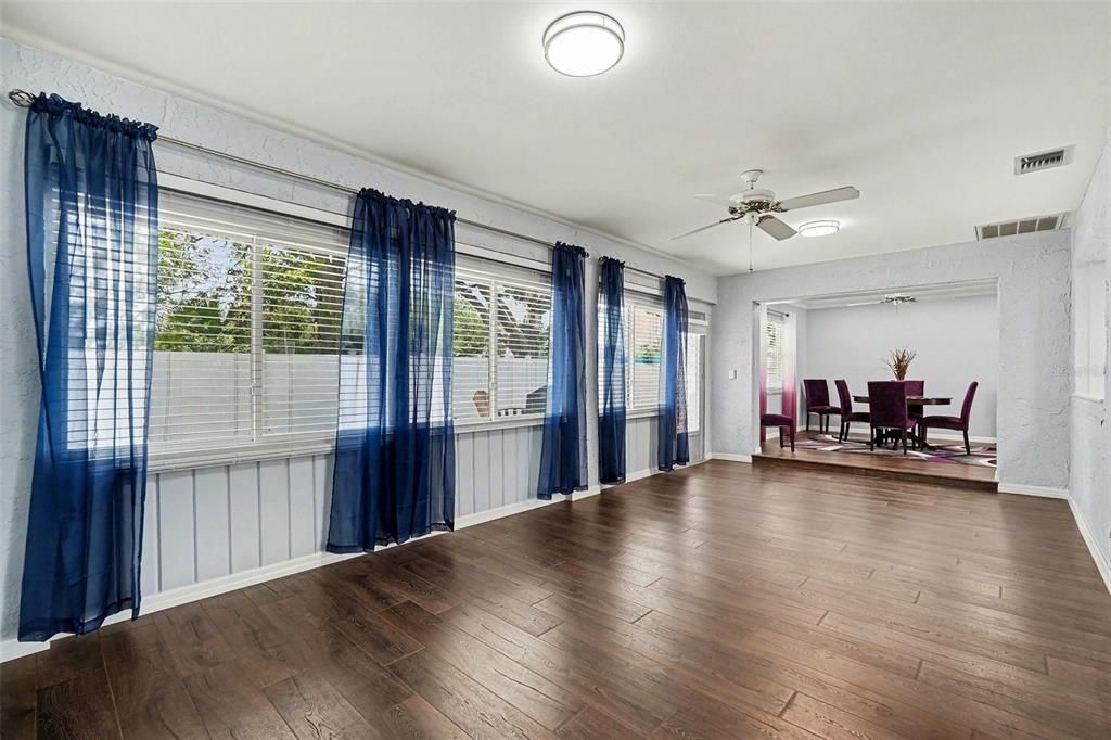 For Sale: $335,000 (3 beds, 2 baths, 2304 Square Feet)