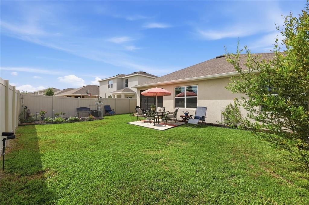 For Sale: $449,000 (4 beds, 2 baths, 1828 Square Feet)