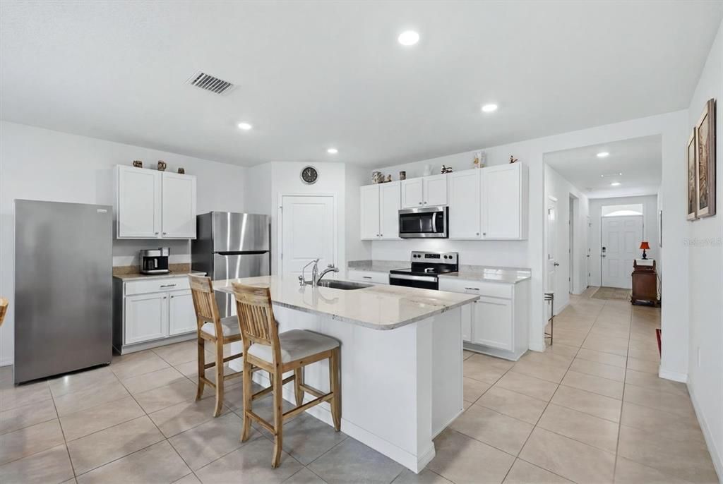 For Sale: $449,000 (4 beds, 2 baths, 1828 Square Feet)
