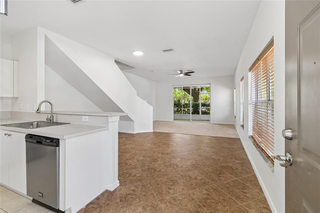 En Venta: $240,000 (3 camas, 2 baños, 1547 Pies cuadrados)