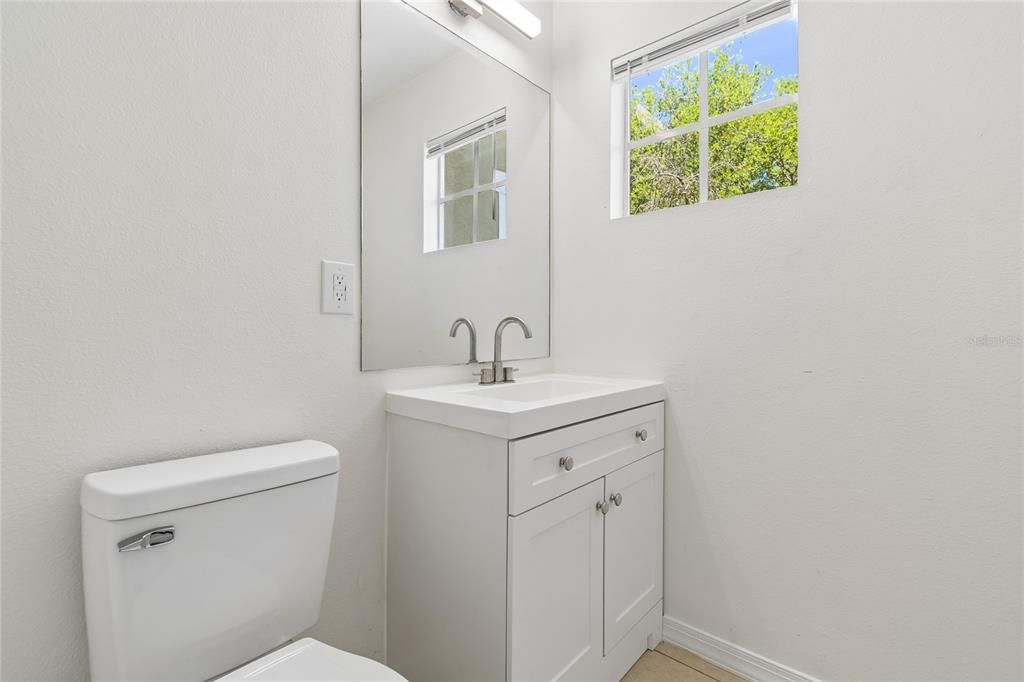 En Venta: $240,000 (3 camas, 2 baños, 1547 Pies cuadrados)