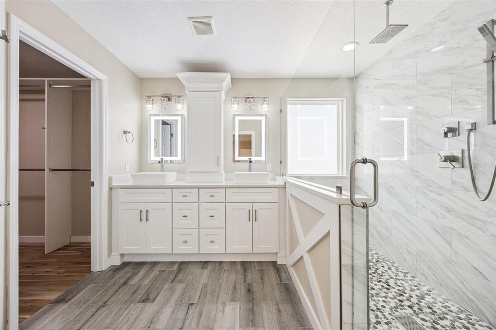 For Sale: $639,900 (4 beds, 3 baths, 2648 Square Feet)