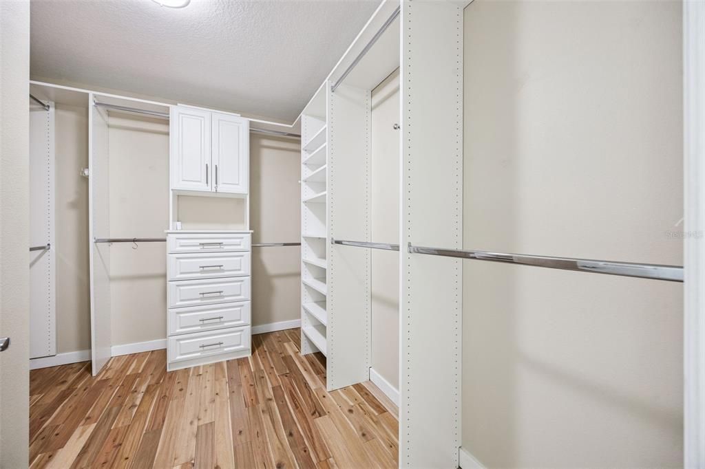 For Sale: $639,900 (4 beds, 3 baths, 2648 Square Feet)
