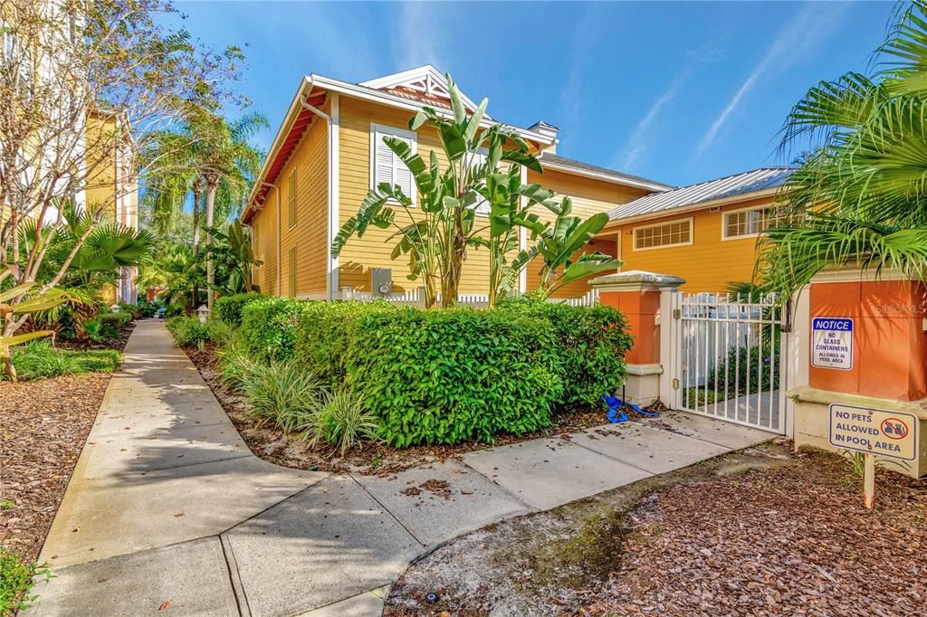 En Venta: $294,900 (2 camas, 2 baños, 1242 Pies cuadrados)