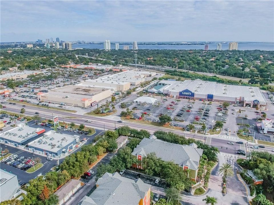 En Venta: $294,900 (2 camas, 2 baños, 1242 Pies cuadrados)