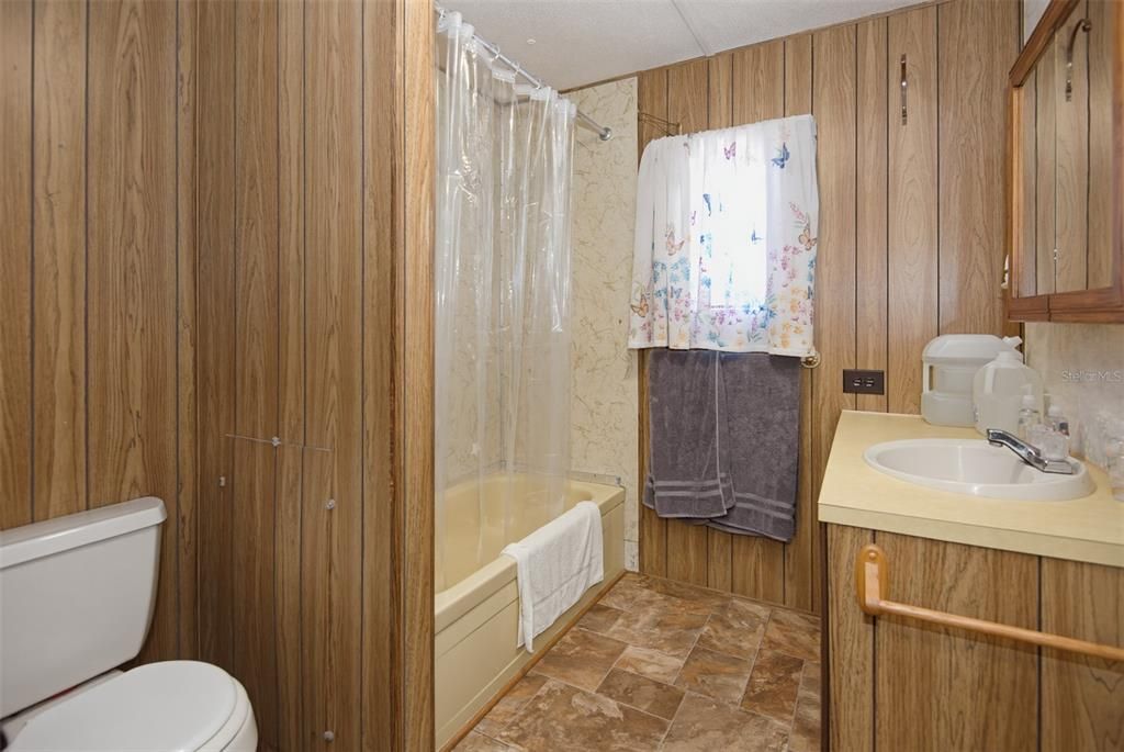En Venta: $350,000 (3 camas, 2 baños, 1288 Pies cuadrados)