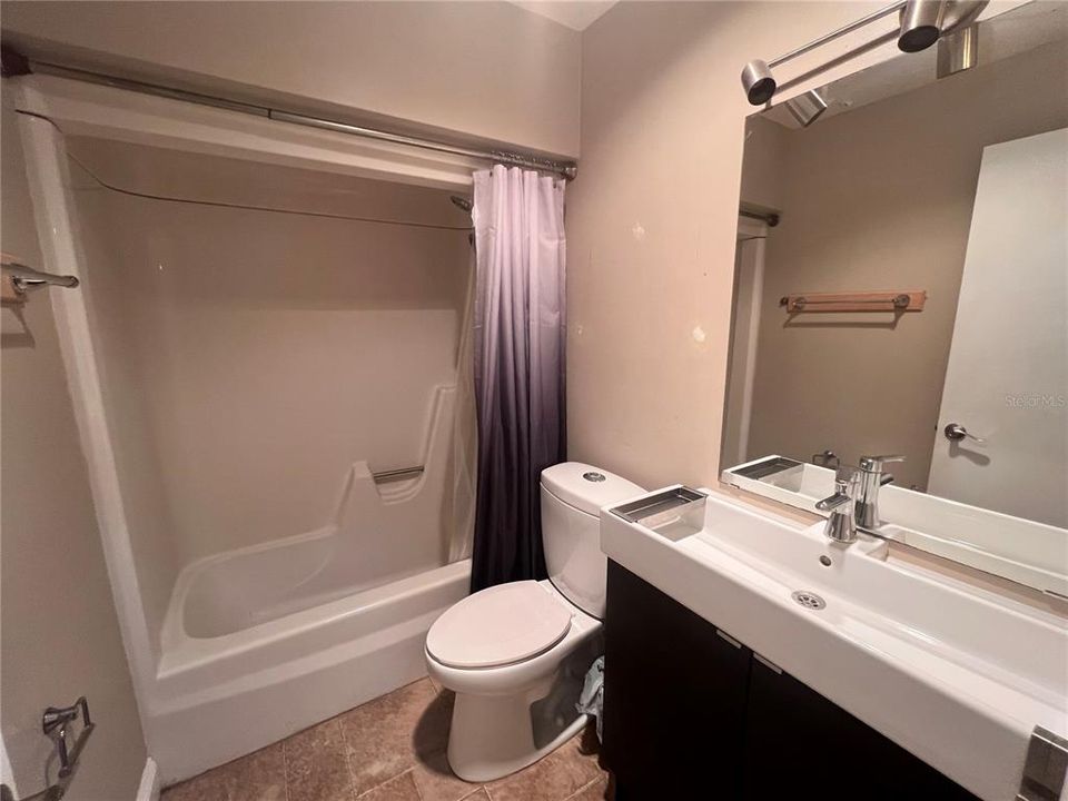 For Rent: $1,500 (2 beds, 2 baths, 1006 Square Feet)