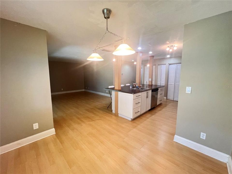 For Rent: $1,500 (2 beds, 2 baths, 1006 Square Feet)