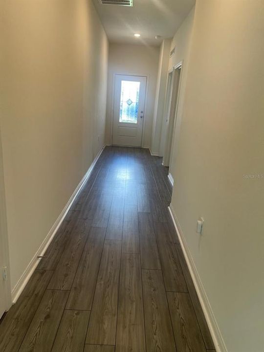 For Sale: $295,000 (3 beds, 2 baths, 1206 Square Feet)