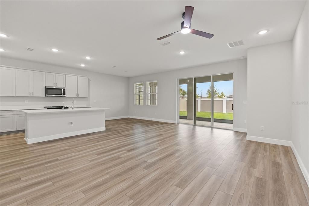 В аренду: $4,500 (5 спален, 4 ванн, 3364 Квадратных фут)