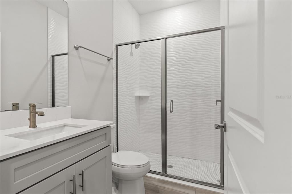 В аренду: $4,500 (5 спален, 4 ванн, 3364 Квадратных фут)