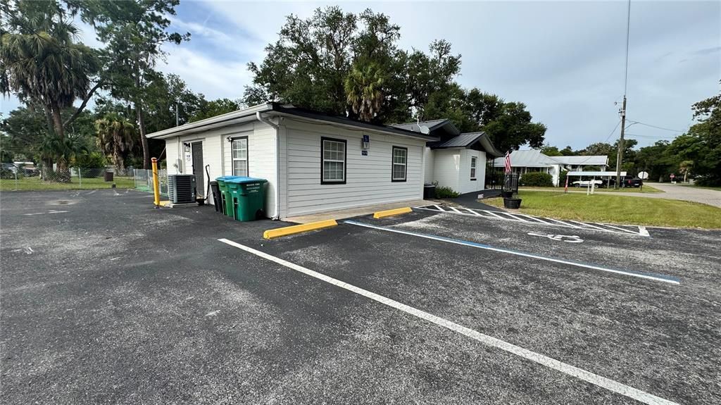 For Sale: $350,000 (0 beds, 0 baths, 2339 Square Feet)