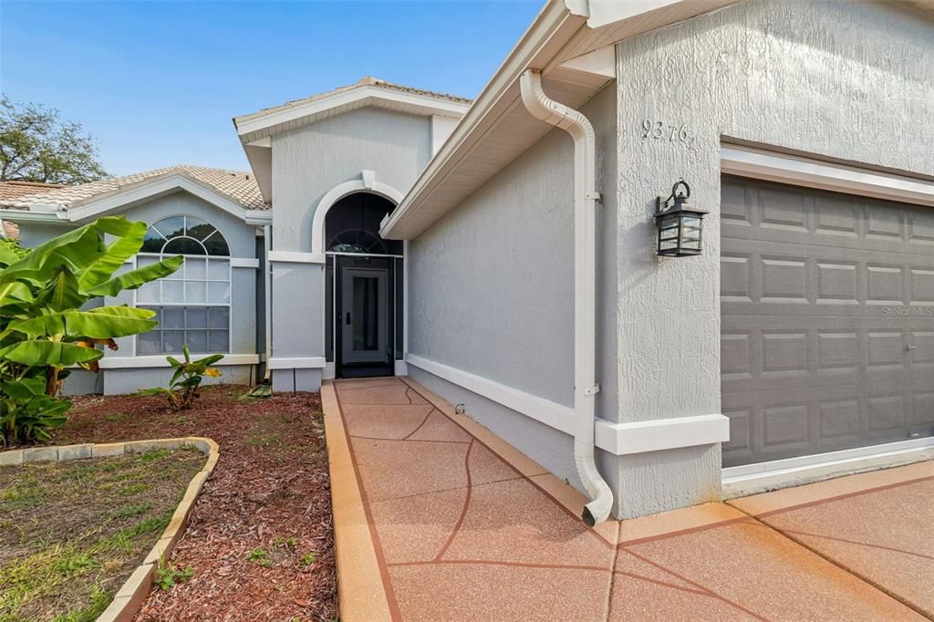 For Sale: $320,000 (2 beds, 2 baths, 1520 Square Feet)