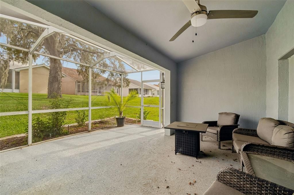 For Sale: $320,000 (2 beds, 2 baths, 1520 Square Feet)