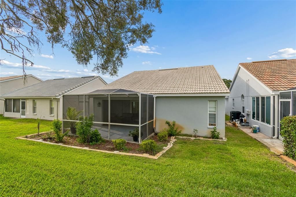 For Sale: $320,000 (2 beds, 2 baths, 1520 Square Feet)