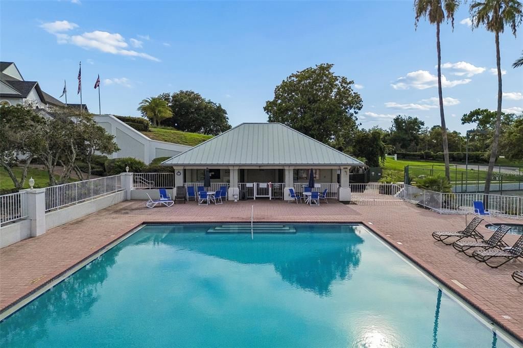 For Sale: $320,000 (2 beds, 2 baths, 1520 Square Feet)