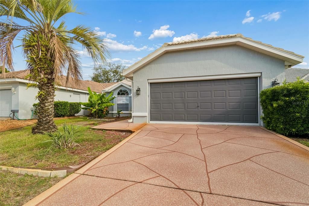 For Sale: $320,000 (2 beds, 2 baths, 1520 Square Feet)