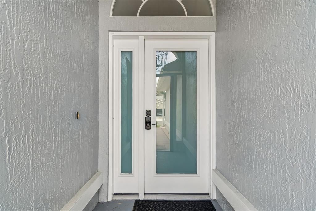 For Sale: $320,000 (2 beds, 2 baths, 1520 Square Feet)