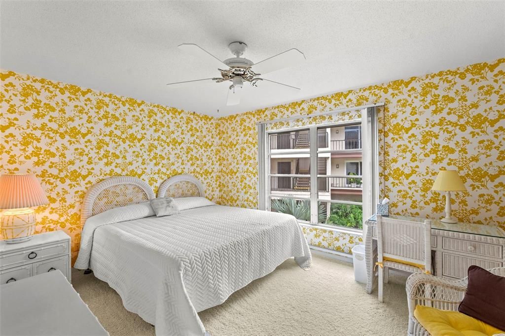 En Venta: $230,000 (2 camas, 2 baños, 1380 Pies cuadrados)