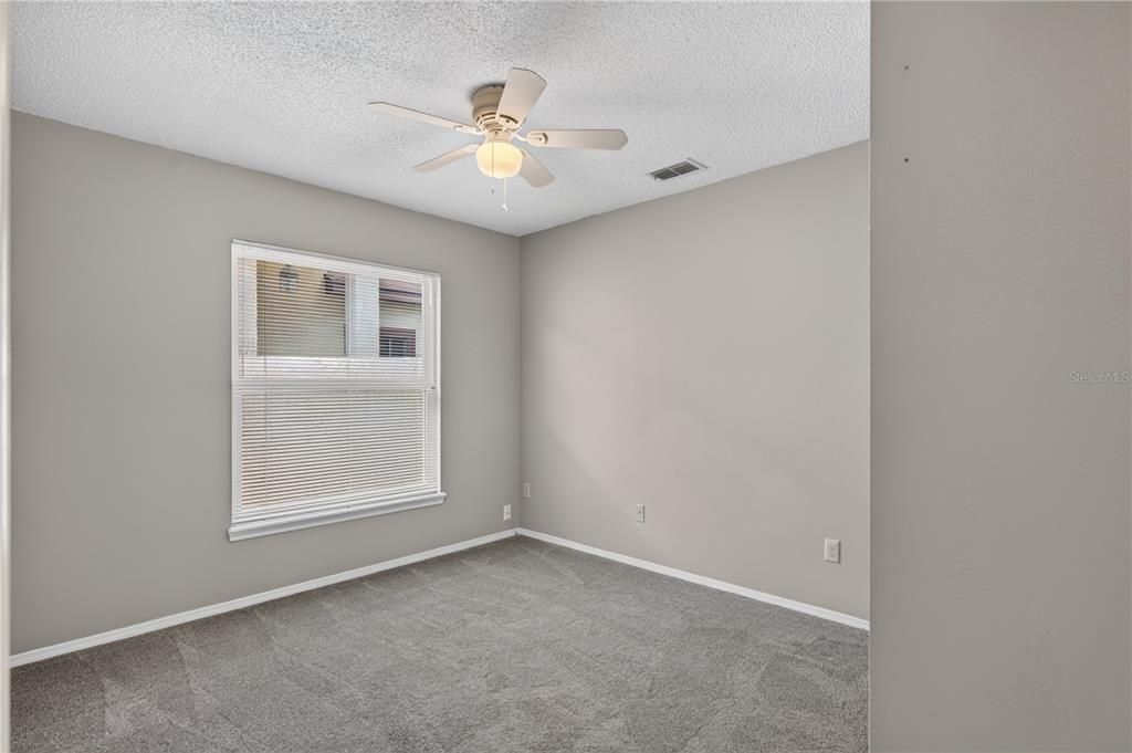 Activo con contrato: $350,000 (3 camas, 2 baños, 1280 Pies cuadrados)
