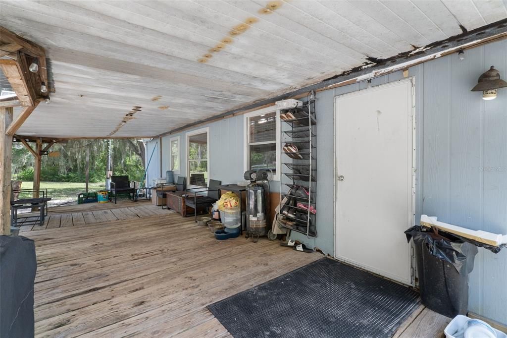 En Venta: $299,500 (3 camas, 2 baños, 1550 Pies cuadrados)