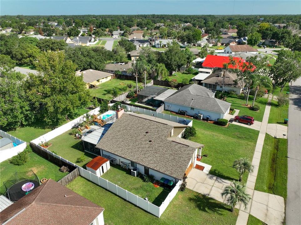 Activo con contrato: $395,000 (3 camas, 2 baños, 1463 Pies cuadrados)