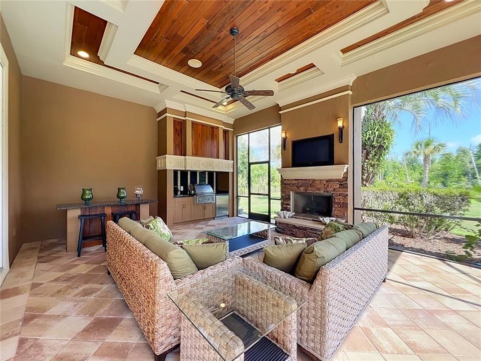 En Venta: $2,425,000 (5 camas, 4 baños, 5660 Pies cuadrados)