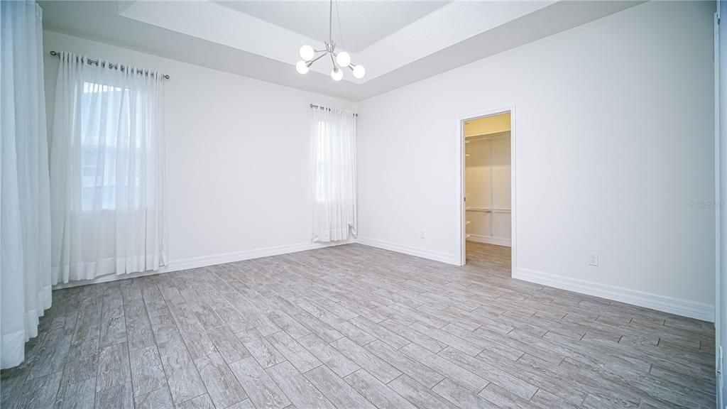 For Rent: $3,900 (4 beds, 2 baths, 2170 Square Feet)