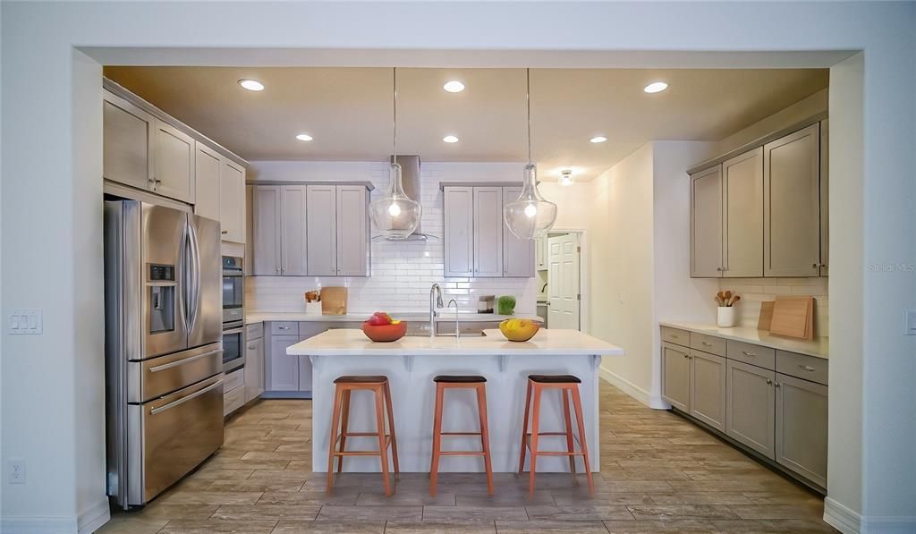 For Rent: $3,900 (4 beds, 2 baths, 2170 Square Feet)