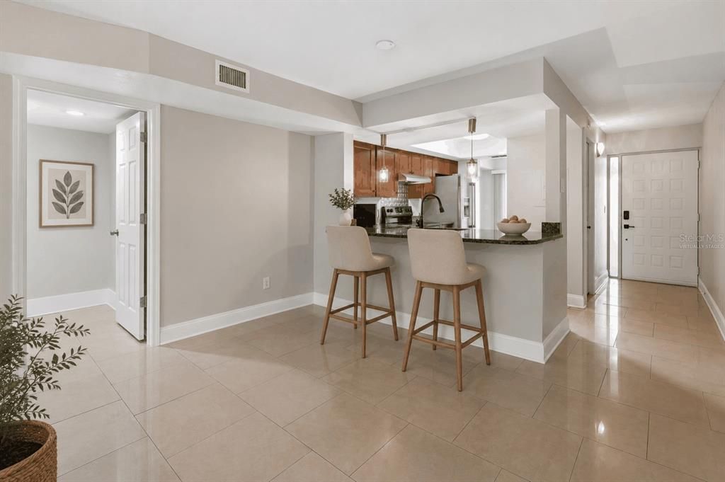 En Venta: $229,000 (1 camas, 1 baños, 993 Pies cuadrados)