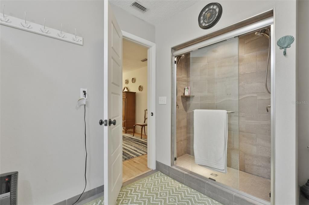 En Venta: $499,999 (3 camas, 2 baños, 1452 Pies cuadrados)