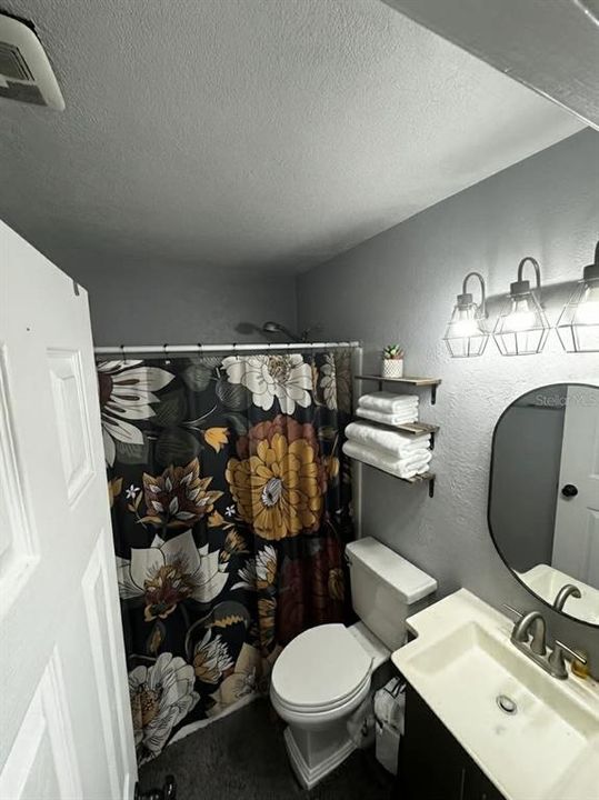 En Venta: $180,000 (3 camas, 1 baños, 816 Pies cuadrados)