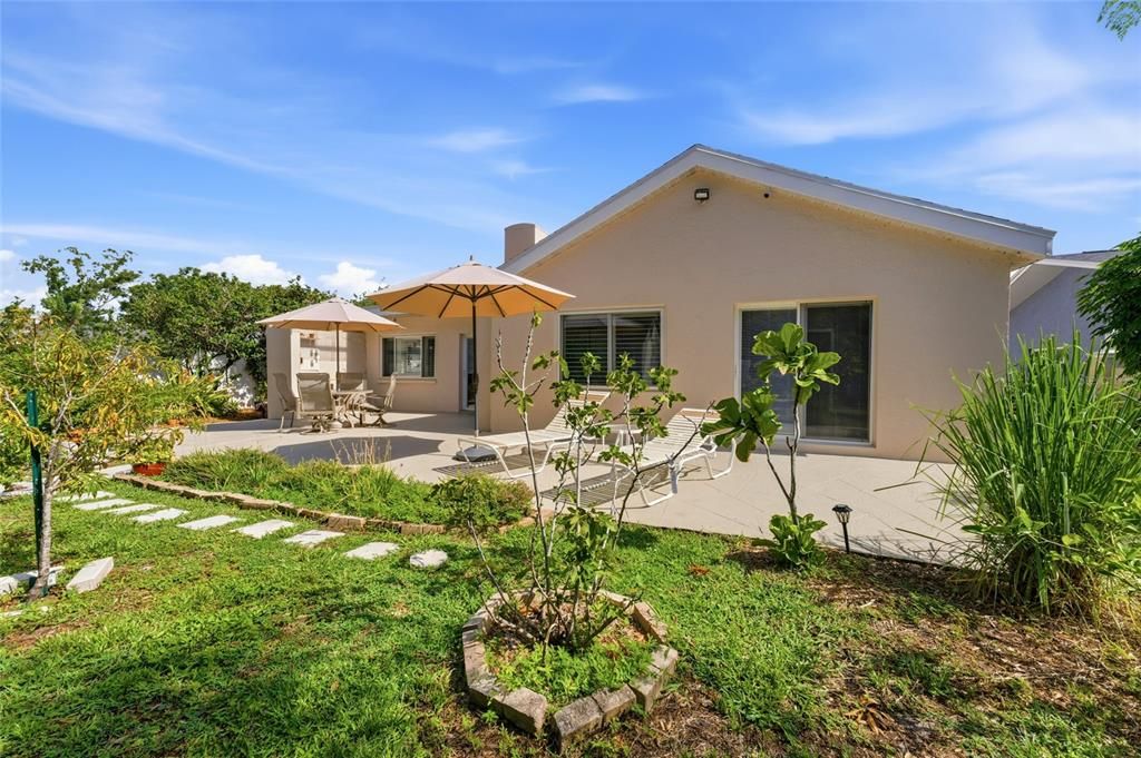 На продажу: $775,000 (3 спален, 2 ванн, 2910 Квадратных фут)