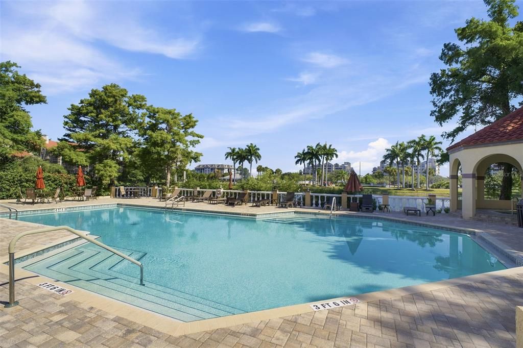 For Sale: $283,500 (3 beds, 2 baths, 1186 Square Feet)