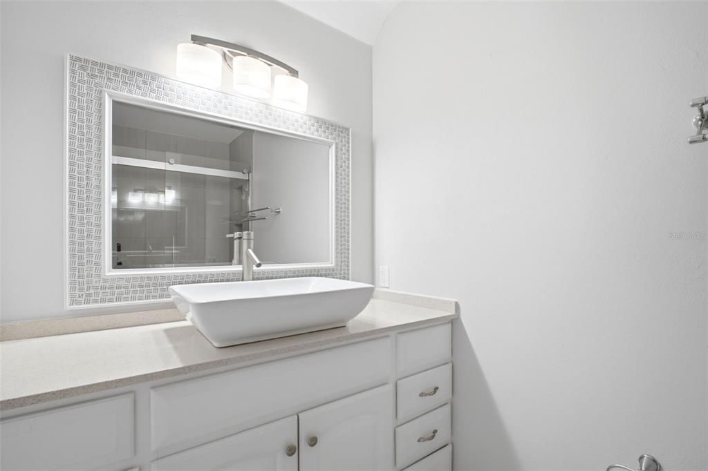 For Sale: $283,500 (3 beds, 2 baths, 1186 Square Feet)