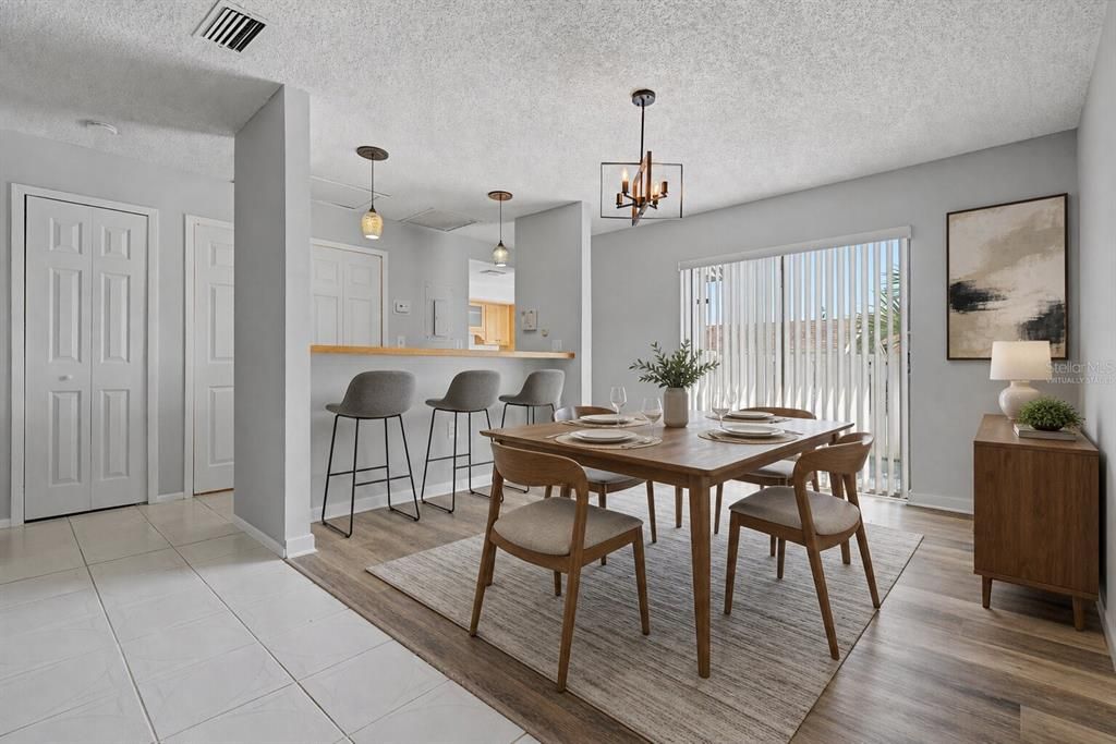 En Venta: $279,900 (2 camas, 2 baños, 1380 Pies cuadrados)