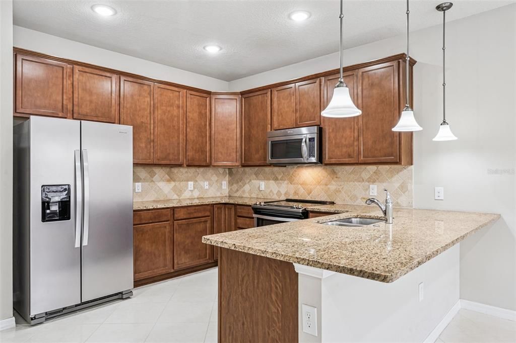 En Renta: $2,950 (4 camas, 3 baños, 1813 Pies cuadrados)