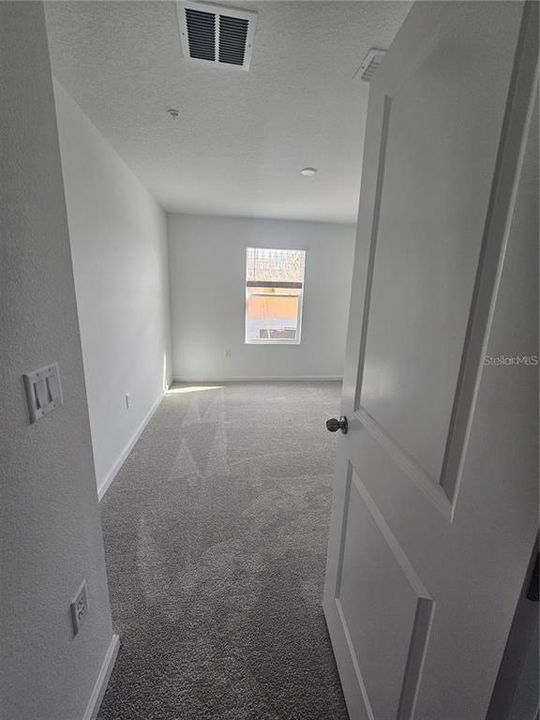 For Rent: $2,800 (3 beds, 2 baths, 1627 Square Feet)